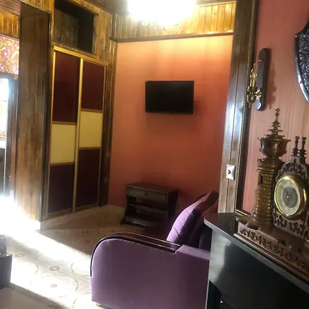 Chateau Гостевой дом