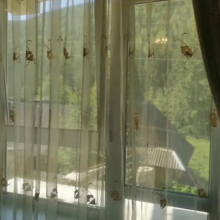 Chateau Гостевой дом *